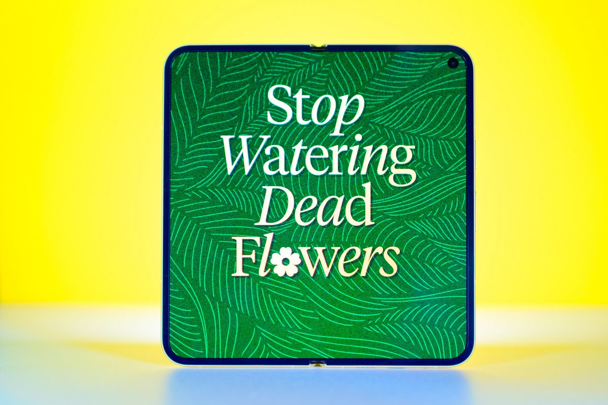 La pliure de l'écran principal est de moins en moins visible  © Marc Mitrani pour Clubic