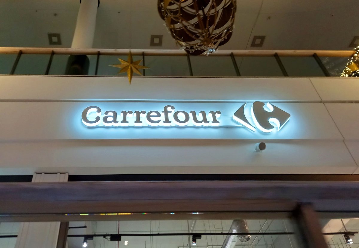 Le mystère demeure autour de la cyberattaque de Carrefour © Magda Wygralak / Shutterstock