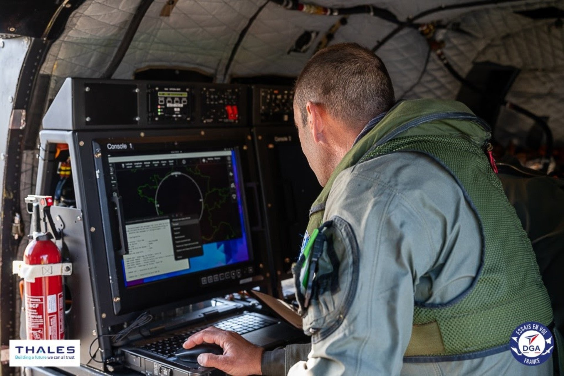 Une image des essais du radar Airmaster C sur hélicoptère Puma banc d’essais © DGA