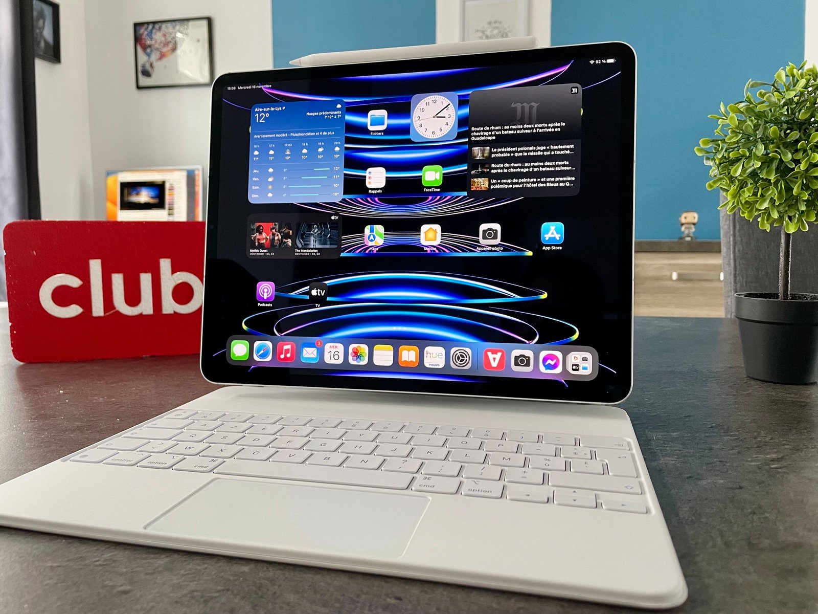 Le Magic Keyboard de l'iPad Pro M2 © Mathieu Grumiaux pour Clubic