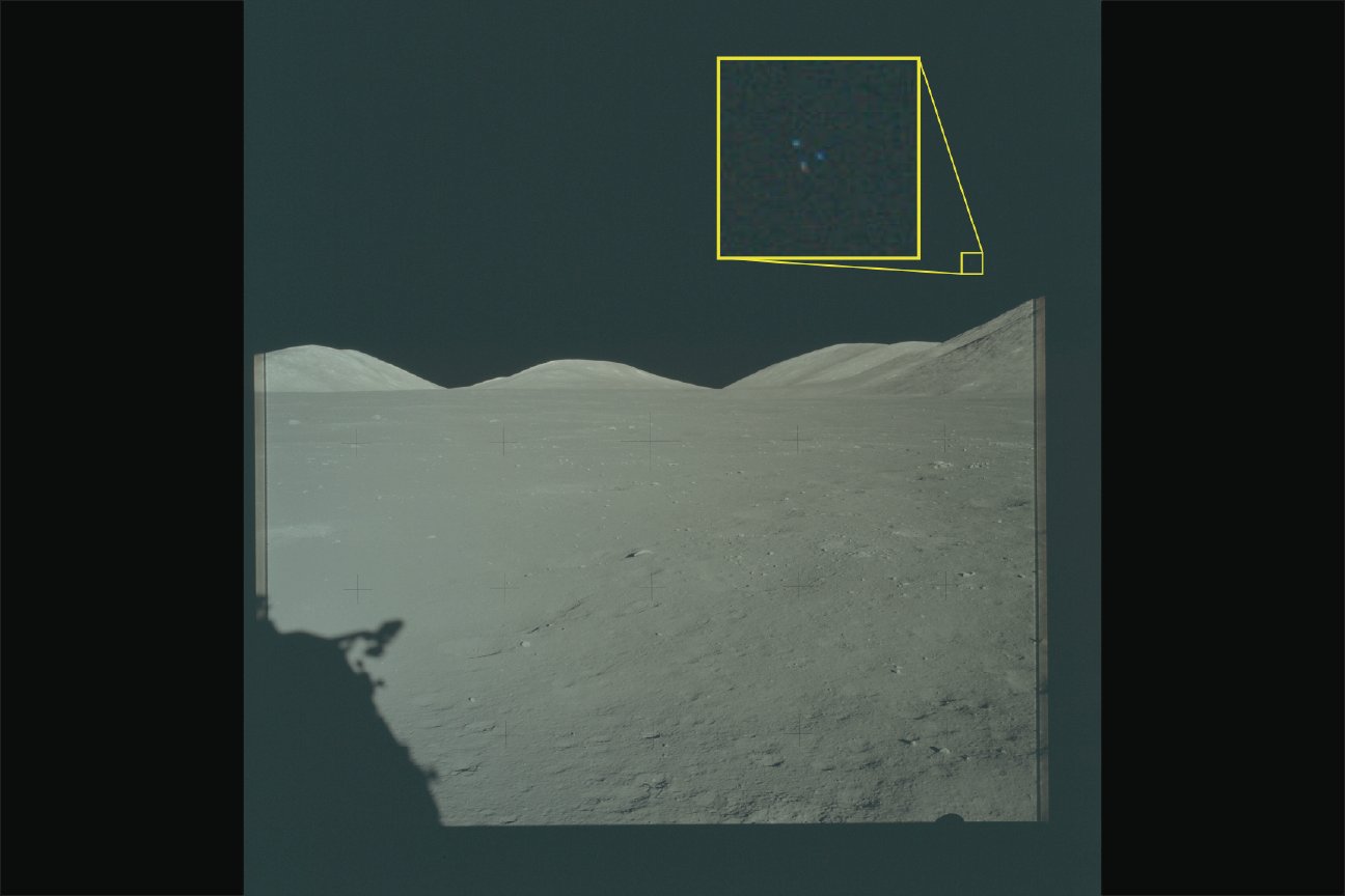 Des points lumineux vus par l'équipe Apollo 17 à partir de la Lune © Department of War