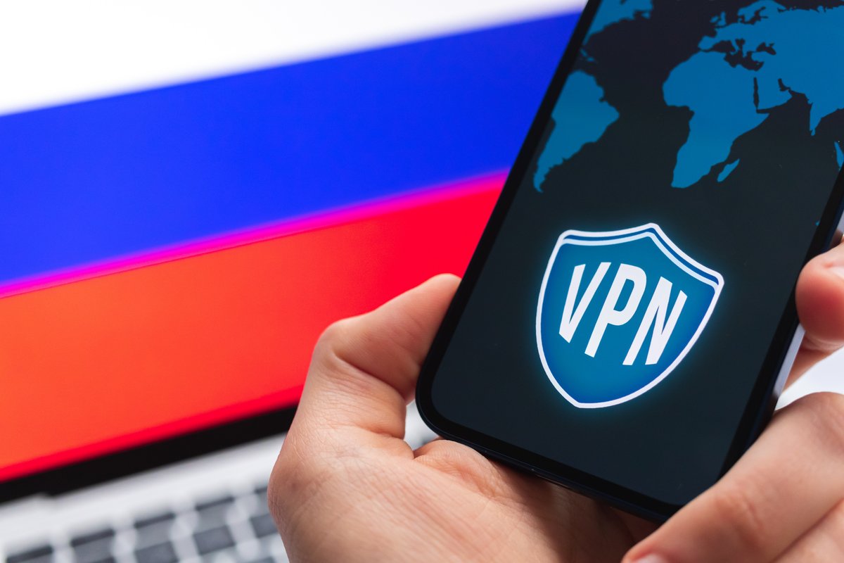   Les autorités russes considèrent que les VPN permettent aux utilisateurs d'accéder à des contenus en ligne qui ne sont pas approuvés par le gouvernement. © FellowNeko / Shutterstock