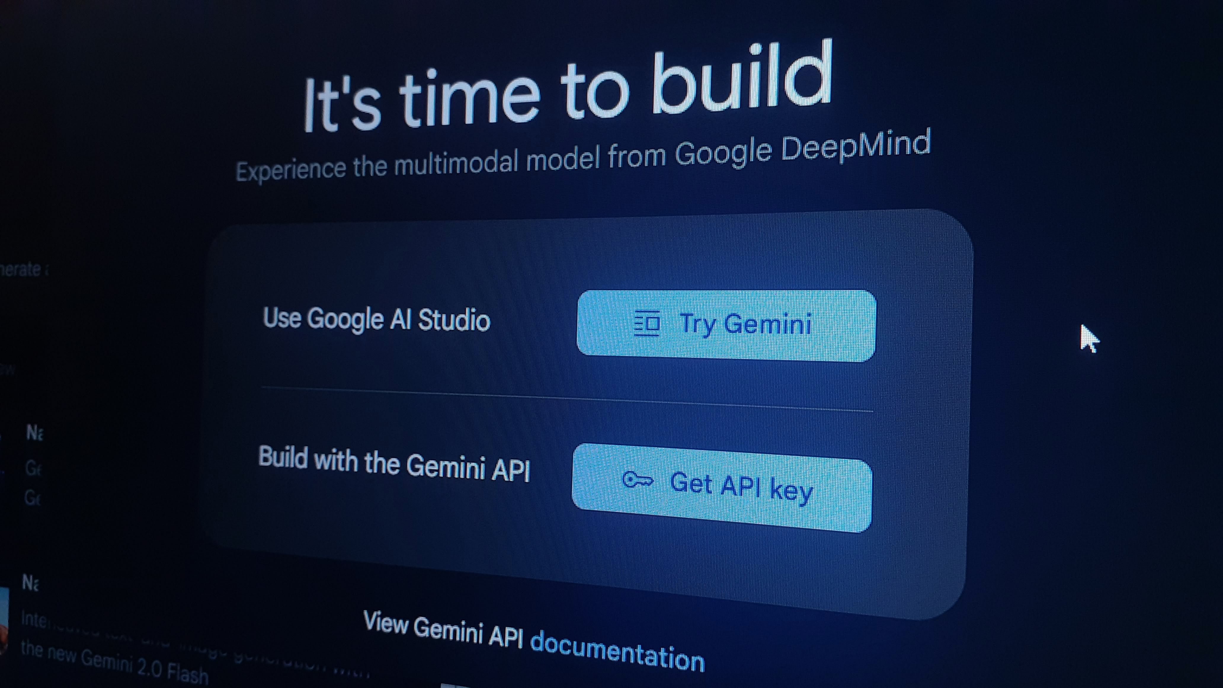 Moins surveillé que l'application, l'accès API à Gemini est le principal moyen utilisé par les hackers. © Shutterstock