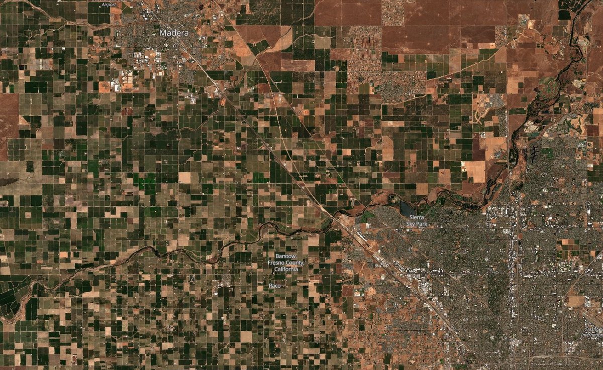 Entre Madera et Fresno, la végétation sèche et l'impact de la sécheresse sur les culture ne passe pas inaperçu. Crédits Copernicus/Sentinel Hub