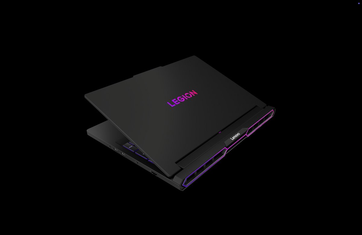 © Lenovo