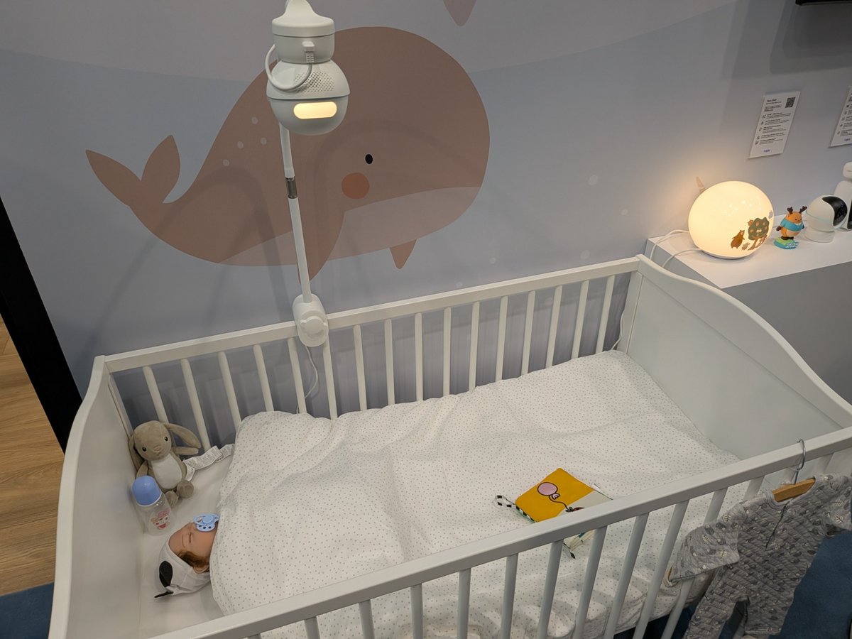 La caméra Tapo C840 surveille le sommeil de bébé. Il ne lui manque que la fonction mobile. ©Nicolas Guyot pour Clubic