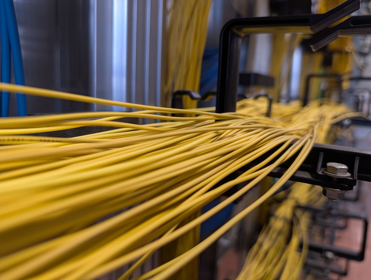 La fibre optique continue de se déployer partout en France. © Alexandre Boero / Clubic