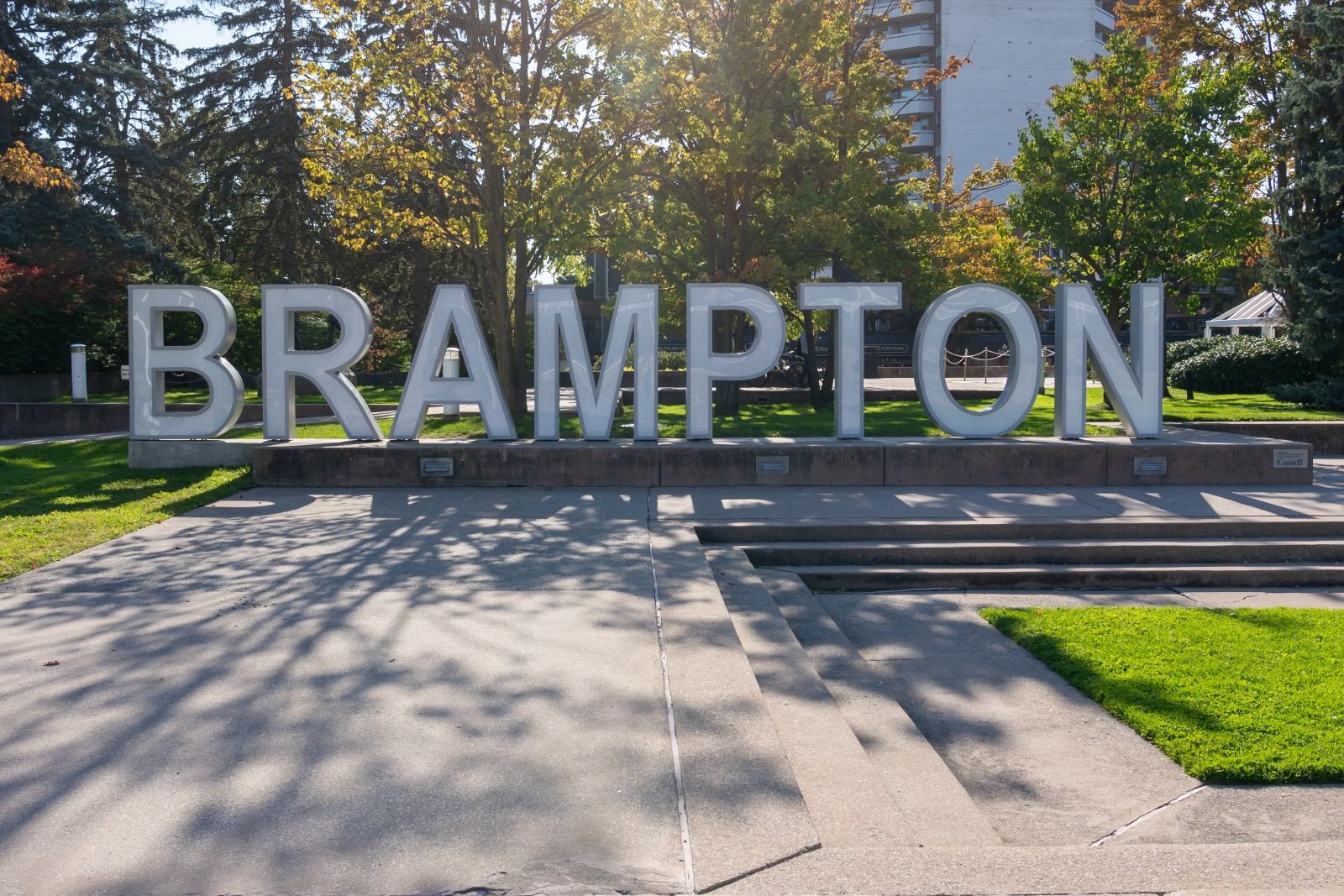 L'usine Jeep de Brampton, déserte après la délocalisation de Stellatis vers les États-Unis, pourrait servir à Stellantis pour fabriquer ses voitures électriques... chinoises ! - ©JHVEPhoto / Shutterstock