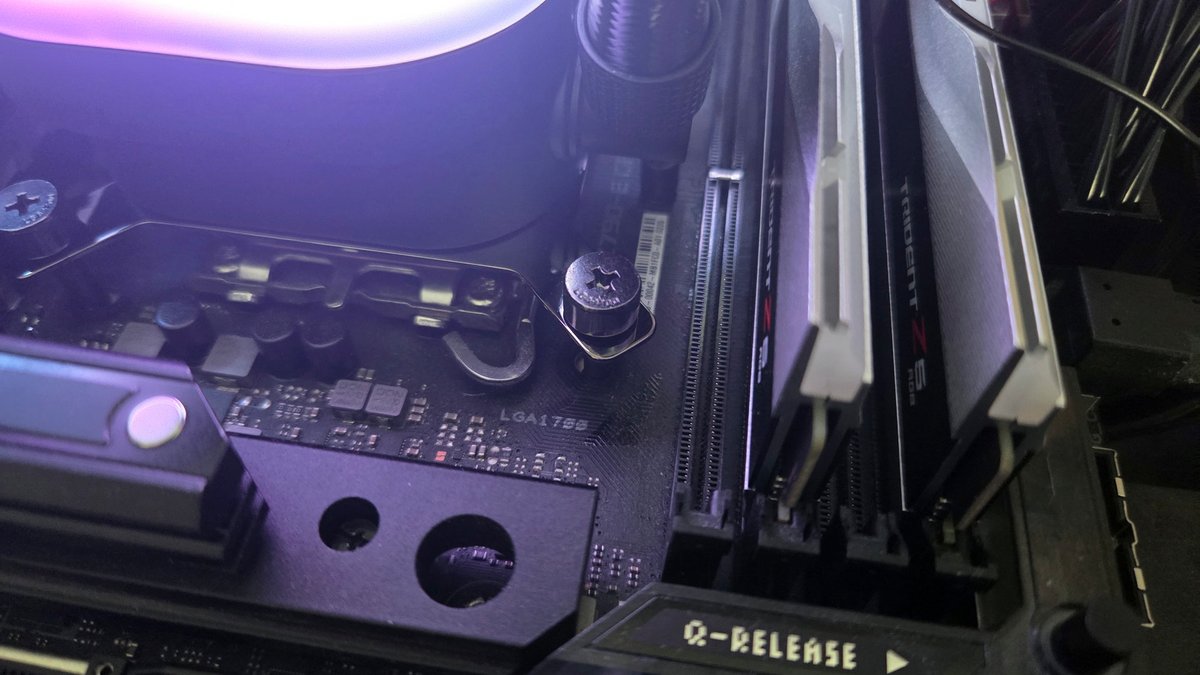 Corsair iCUE Link Titan 420 RX RGB
