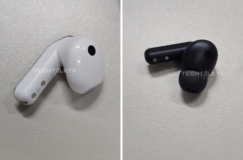 Les Galaxy Buds 4 à gauche, la version Pro à droite. ©TechTalkTV