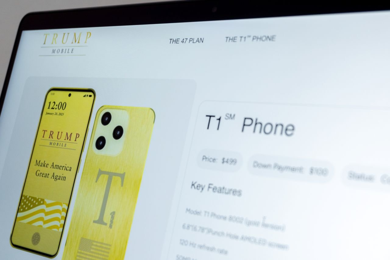 Les clients attendent toujours leur T1, toujours disponible en précommande - ©agustin.photo / Shutterstock