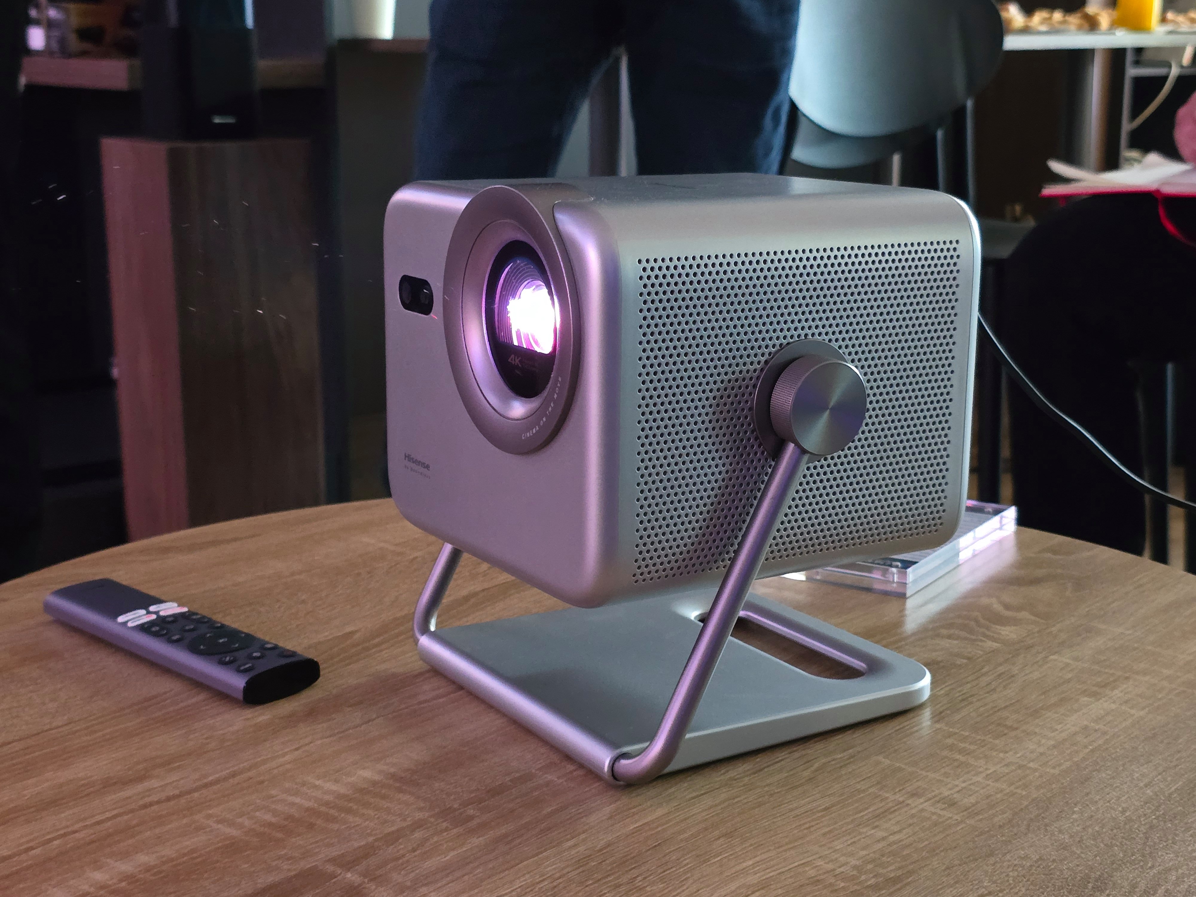 L'Hisense M2 Pro vient compléter le line-up de projecteurs TriChroma à longue focale du fabricant (C2,C2 Pro, C2 Ultra). ©Matthieu Legouge