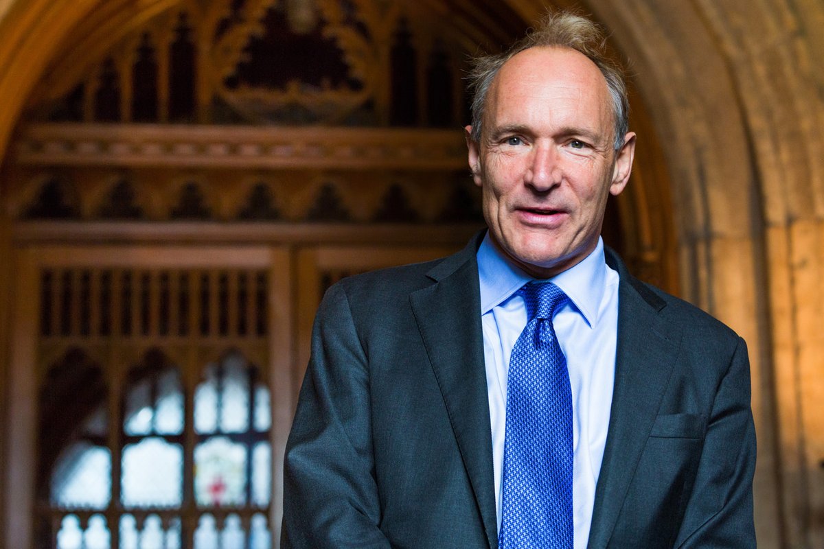 Tim Berners-Lee recevant la liberté de la cité de Londres en 2014. © Paul Clarke