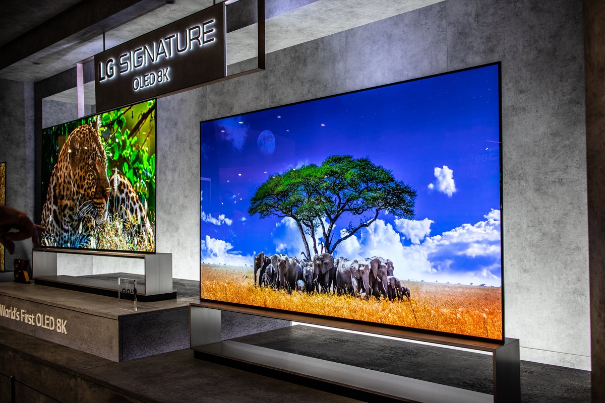 L'OLED va-t-il de nouveau franchir un cap en 2025 ? © Shutterstock / Grzegorz Czapski