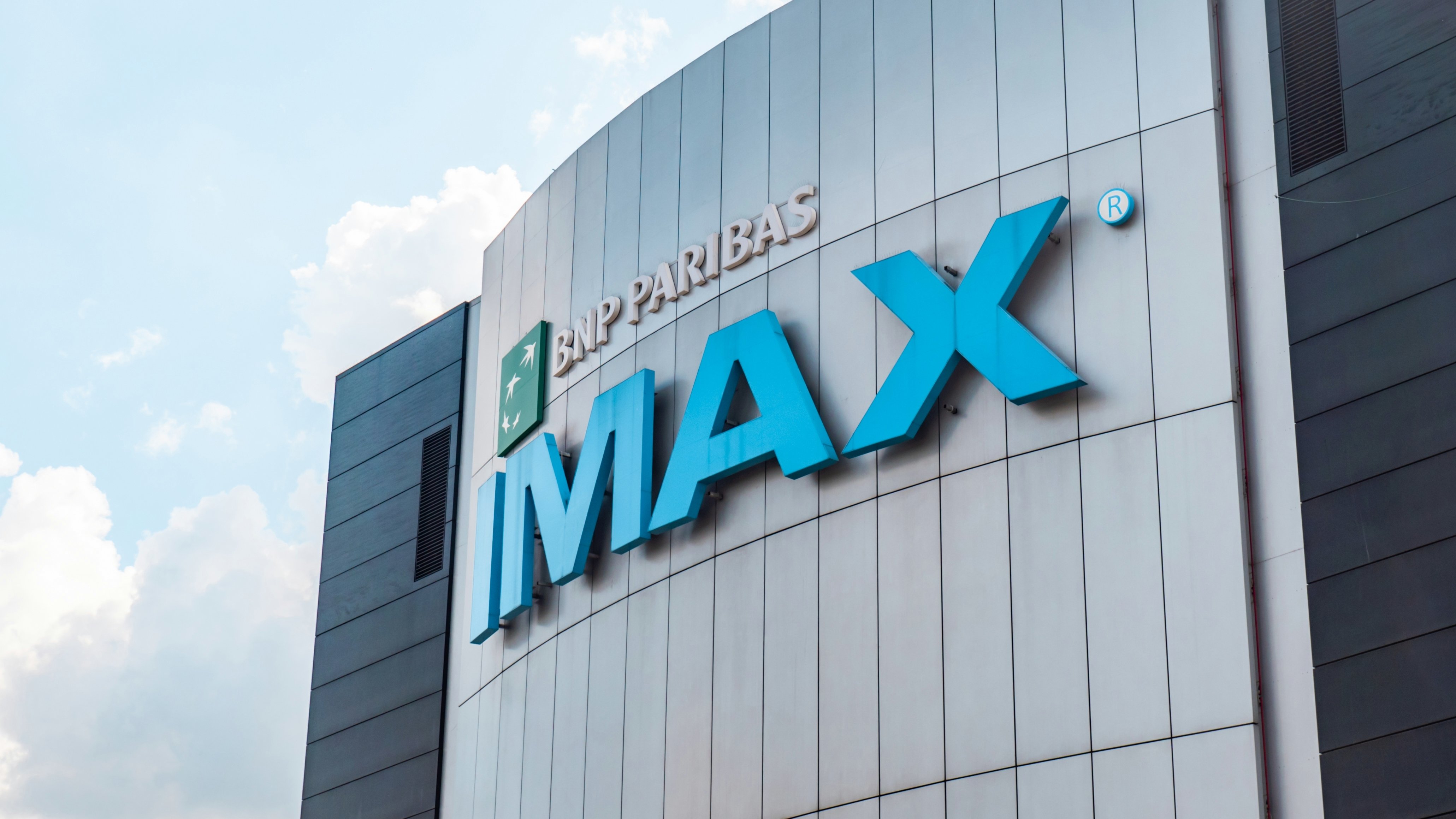 IMAX poursuit sa croissance en France et semble bien avoir le vent dans le dos ! © mares90 / Shutterstock