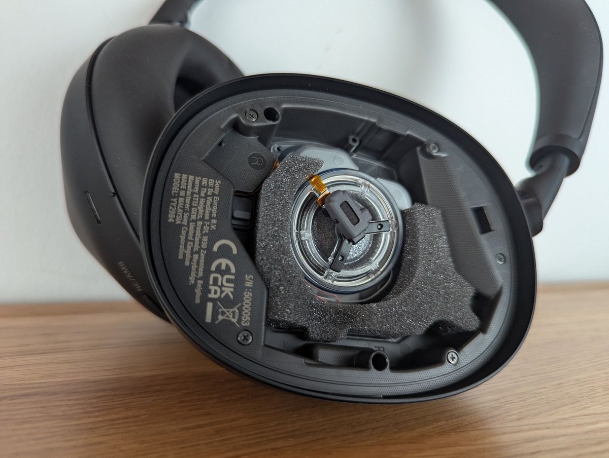 Petit miracle de miniaturisation, le driver de 30 mm réussi à reproduire une excellente qualité sonore malgré sa faible surface ©Guillaume Fourcadier