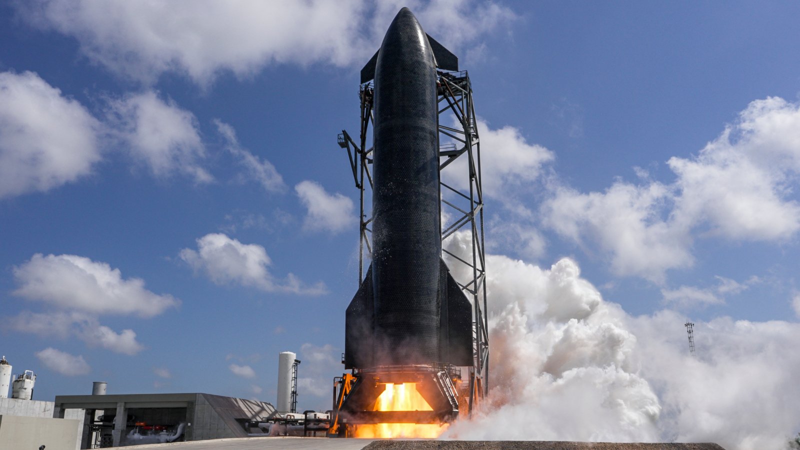La V3 de Starship lors d'un test statique, à Starbase dans le Texas. ©SpaceX