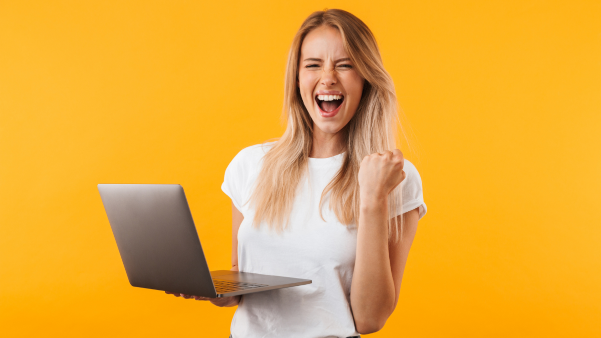 Fibre pas chère : RED by SFR supprime les frais d’activation et lance une offre à 19,99 € © ShutterStock
