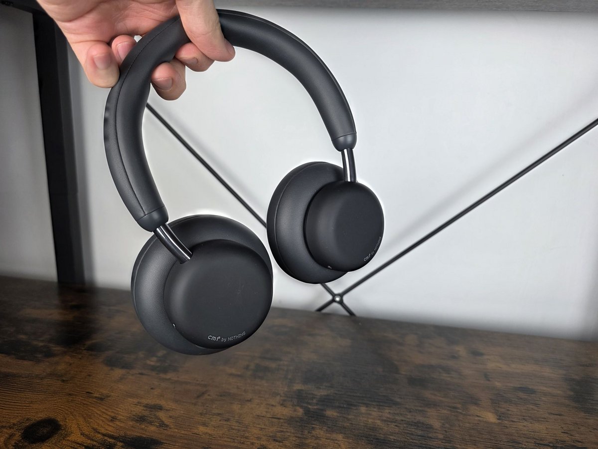 Seul défaut concernant le confort, un arceau très fin, qui génère une pression au sommet du crâne © Guillaume Fourcadier pour Clubic