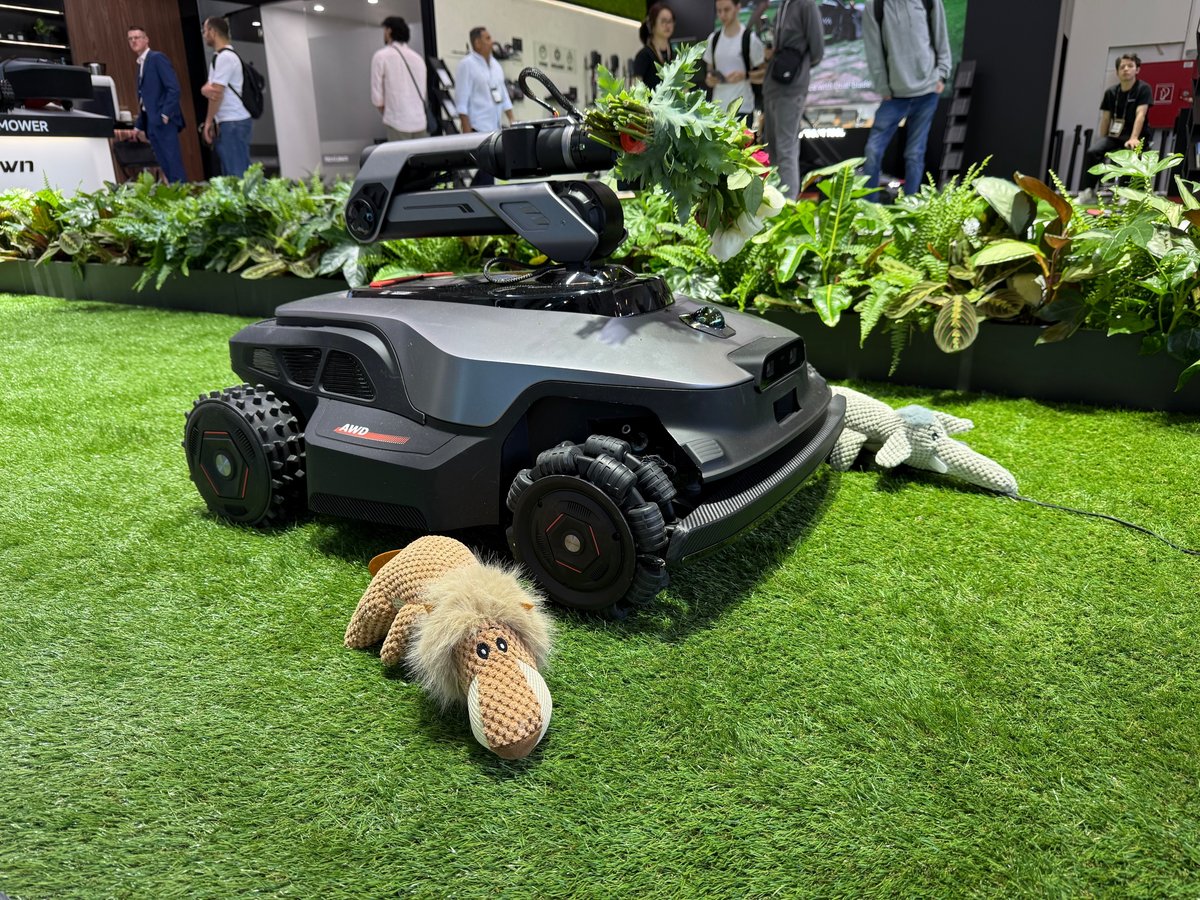 Les jouets des enfants sont sauvés avec ce bras robotisé. ©Mathieu Grumiaux pour Clubic