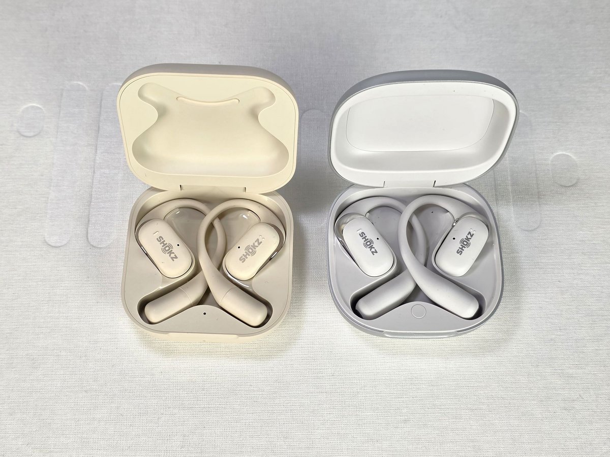  Un peu plus compact que celui de son ainé, le boitier des Shokz OpenFit 2 est peut-être le maillon faible de l'ensemble, car reste assez classique  © Guillaume Fourcadier pour Clubic