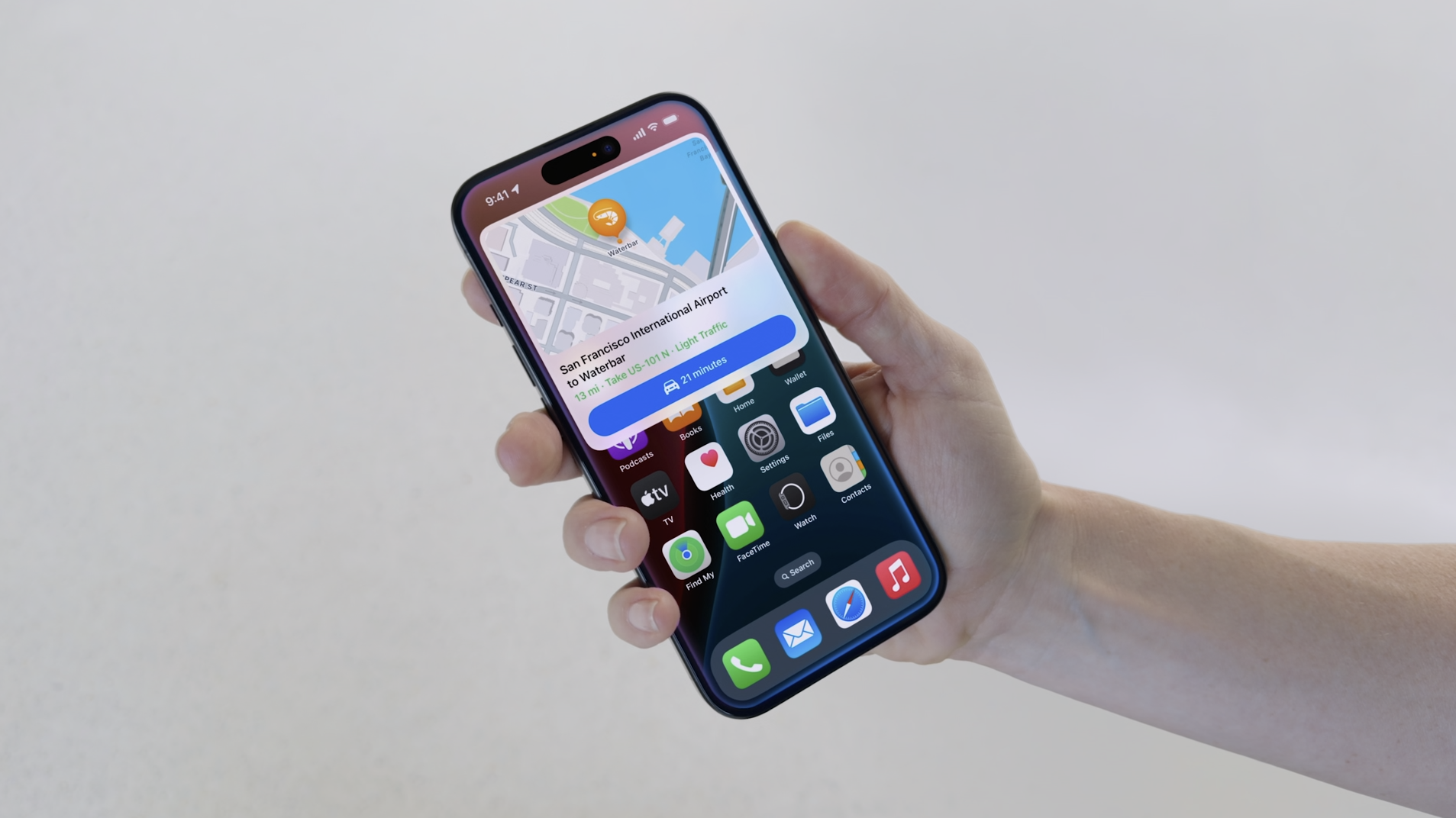 Pour fêter son virage IA, Siri se fait une beauté et vient épouser les bords de l'écran. © Apple