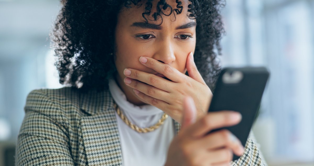 Les faux SMS de proches ou de banque peuvent vous faire perdre beaucoup d'argent © PeopleImages.com - Yuri A / Shutterstock