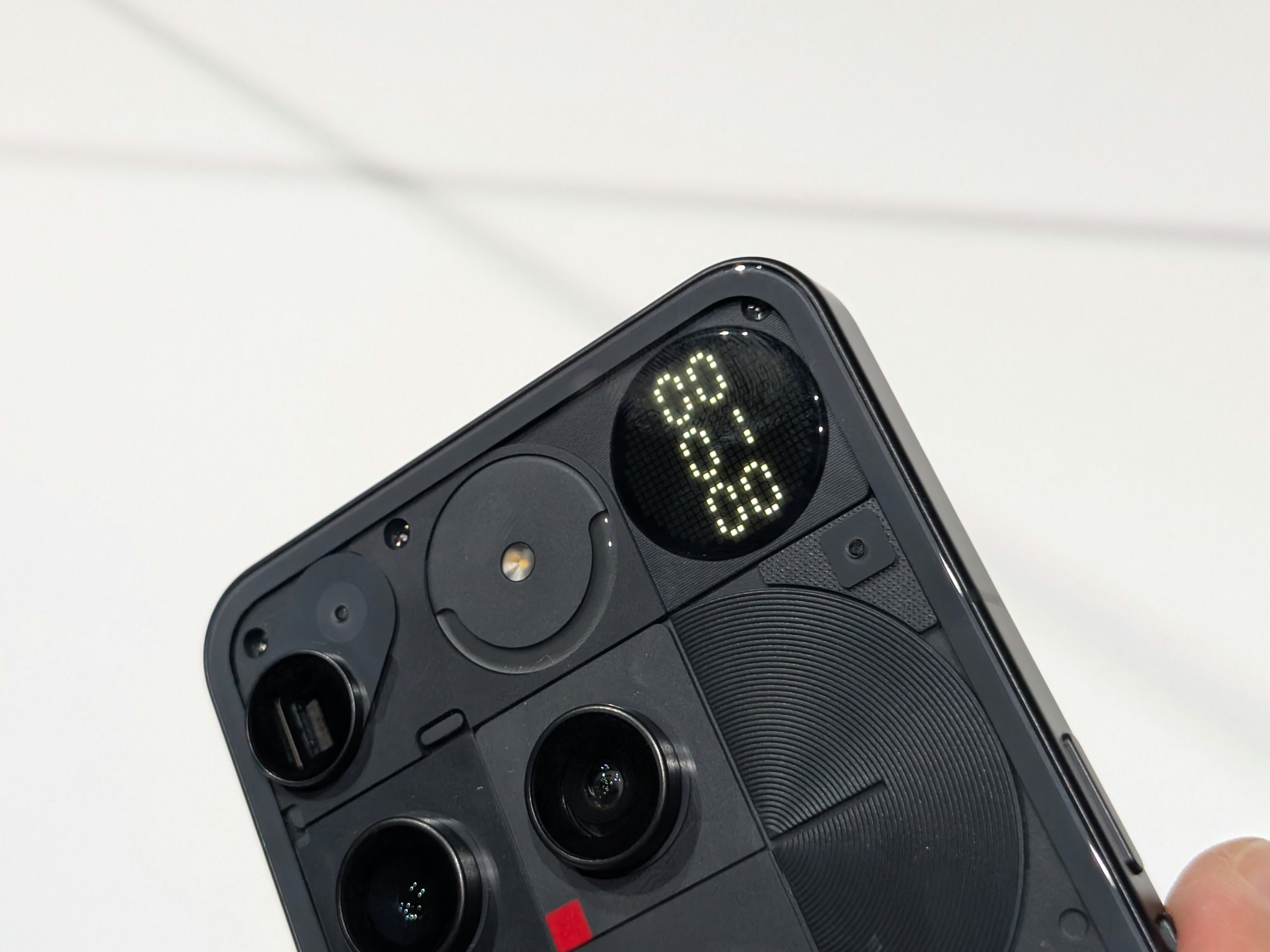 L'écran Glyph Matrix du Phone (3) en action. © Nicolas Guyot pour Clubic.com