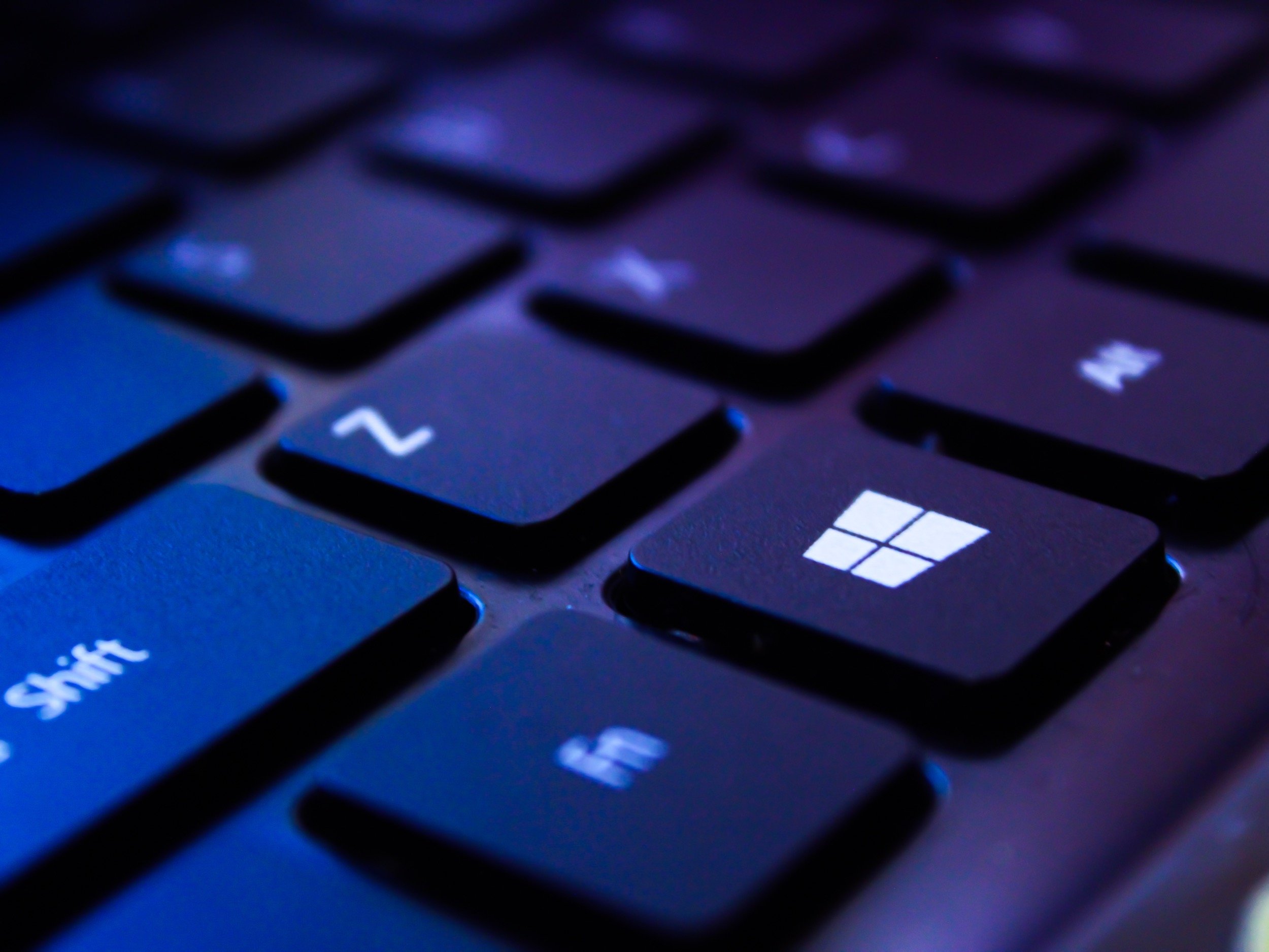 Windows 10 reçoit sa première mise à jour ESU, que contient-elle ? © Dadanramdani / Shutterstock