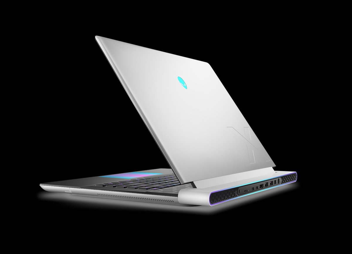 Alienware x16-2