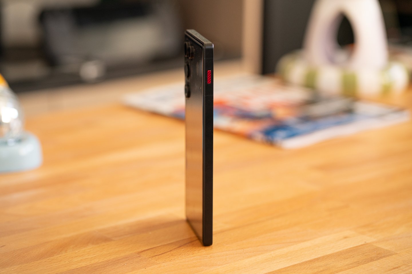 Il a beau s'appeler "Air", il n'est pas plus fin que la moyenne. ©Pierre Crochart pour Clubic.com