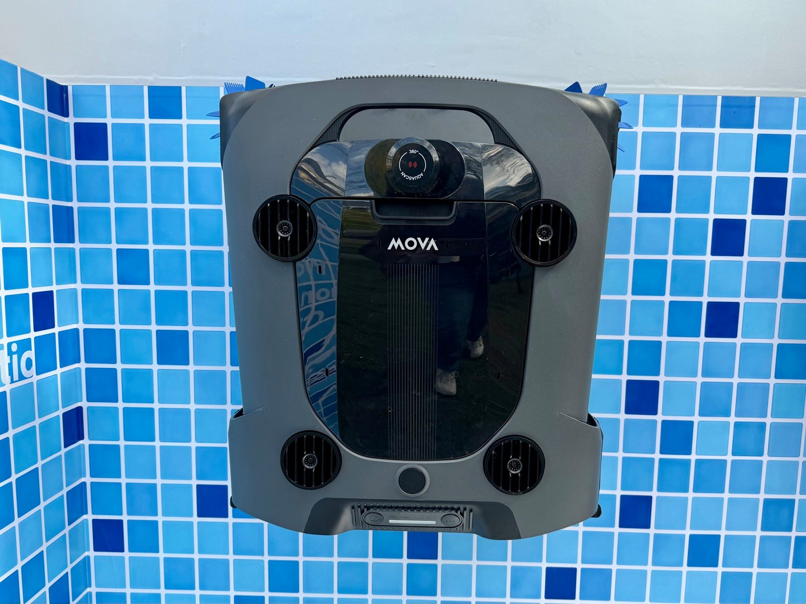 Le Mova X10 ©Mathieu Grumiaux pour Clubic