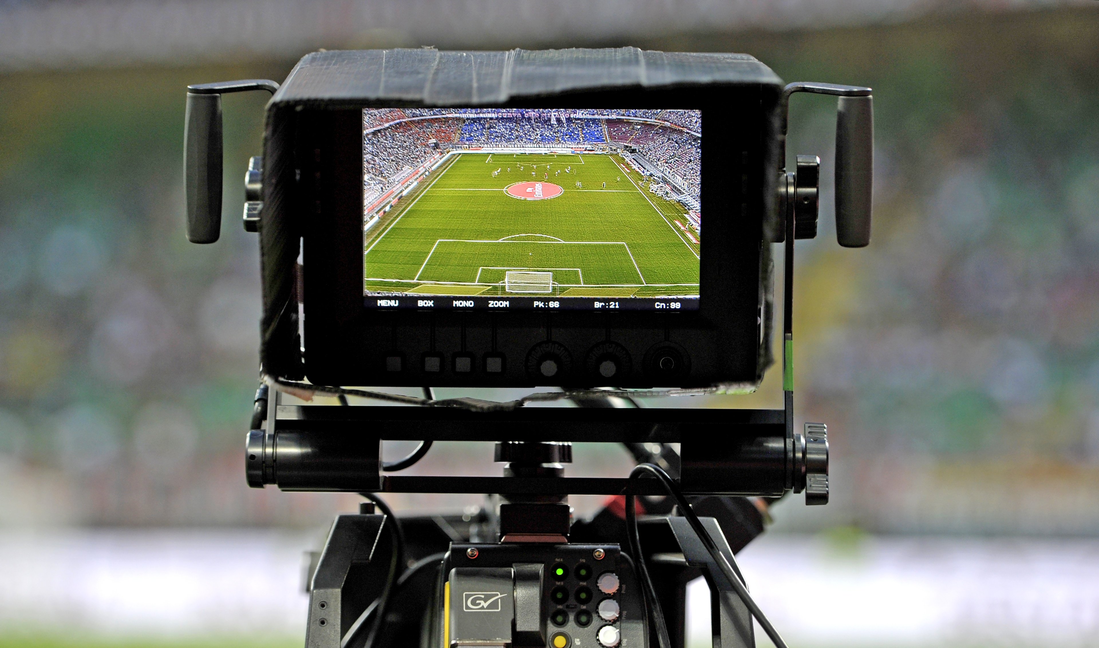 Déjà condamnés à une amende, 2 500 abonnés IPTV en Italie pourraient devoir payer bien plus. © Paolo Bona / Shutterstock