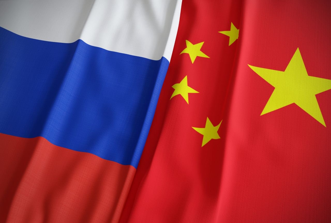 La Russie a de son côté envahi les messageries des dirigeants de Microsoft tandis que la Chine s'est attaquée aux serveurs vCenter - ©FP Creative Stock / Shutterstock