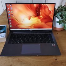 Huawei MateBook D16