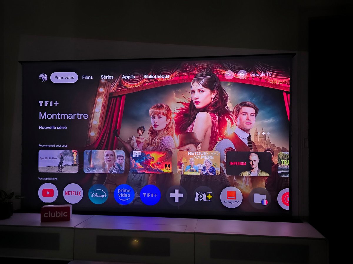 Google TV est aux manettes sur le Dangbei MP1 Max. © Matthieu Legouge