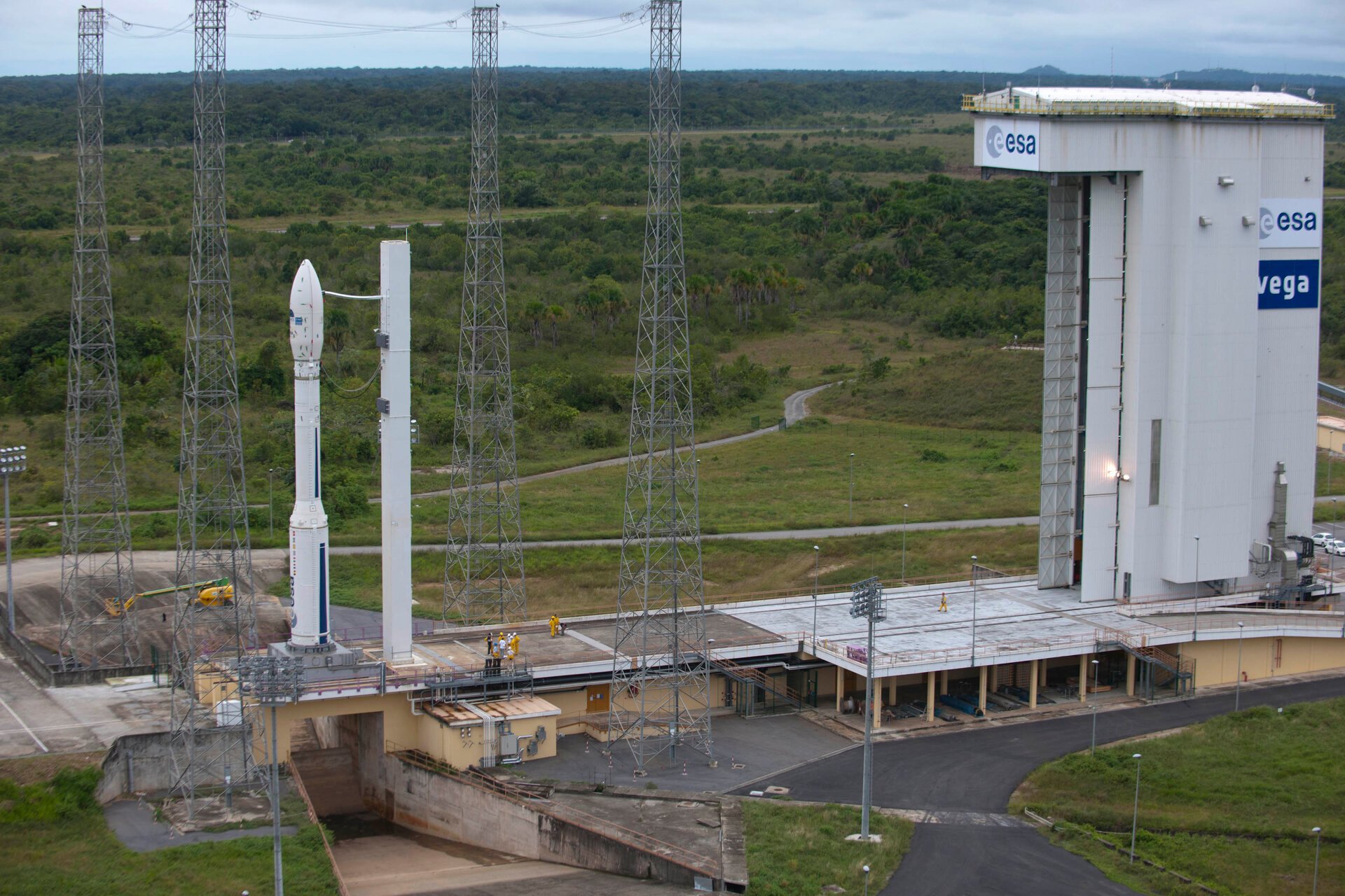 Le petit lanceur européen Vega. Crédits ESA/S. Corvaja