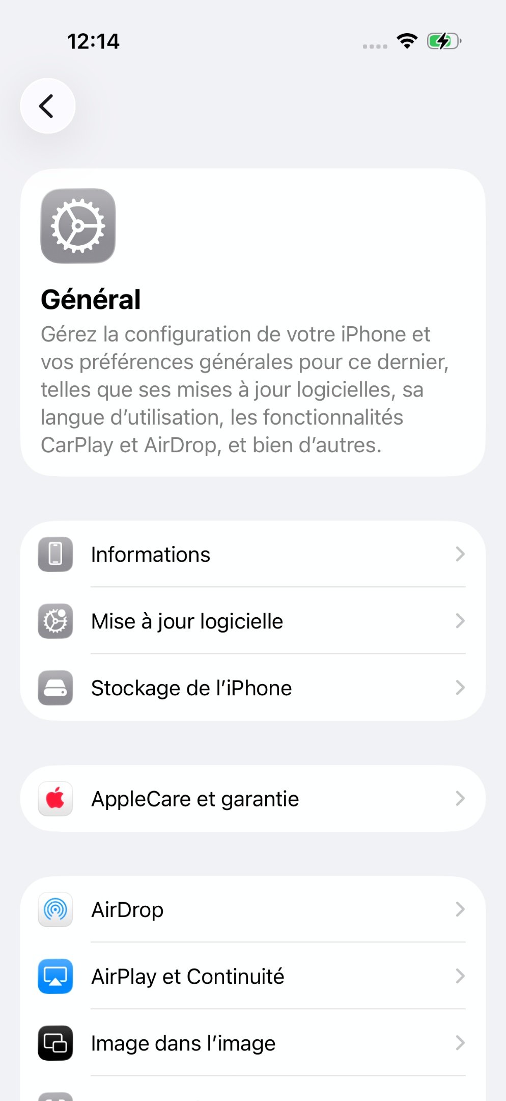 Des textes justifiés à gauche dans les menus