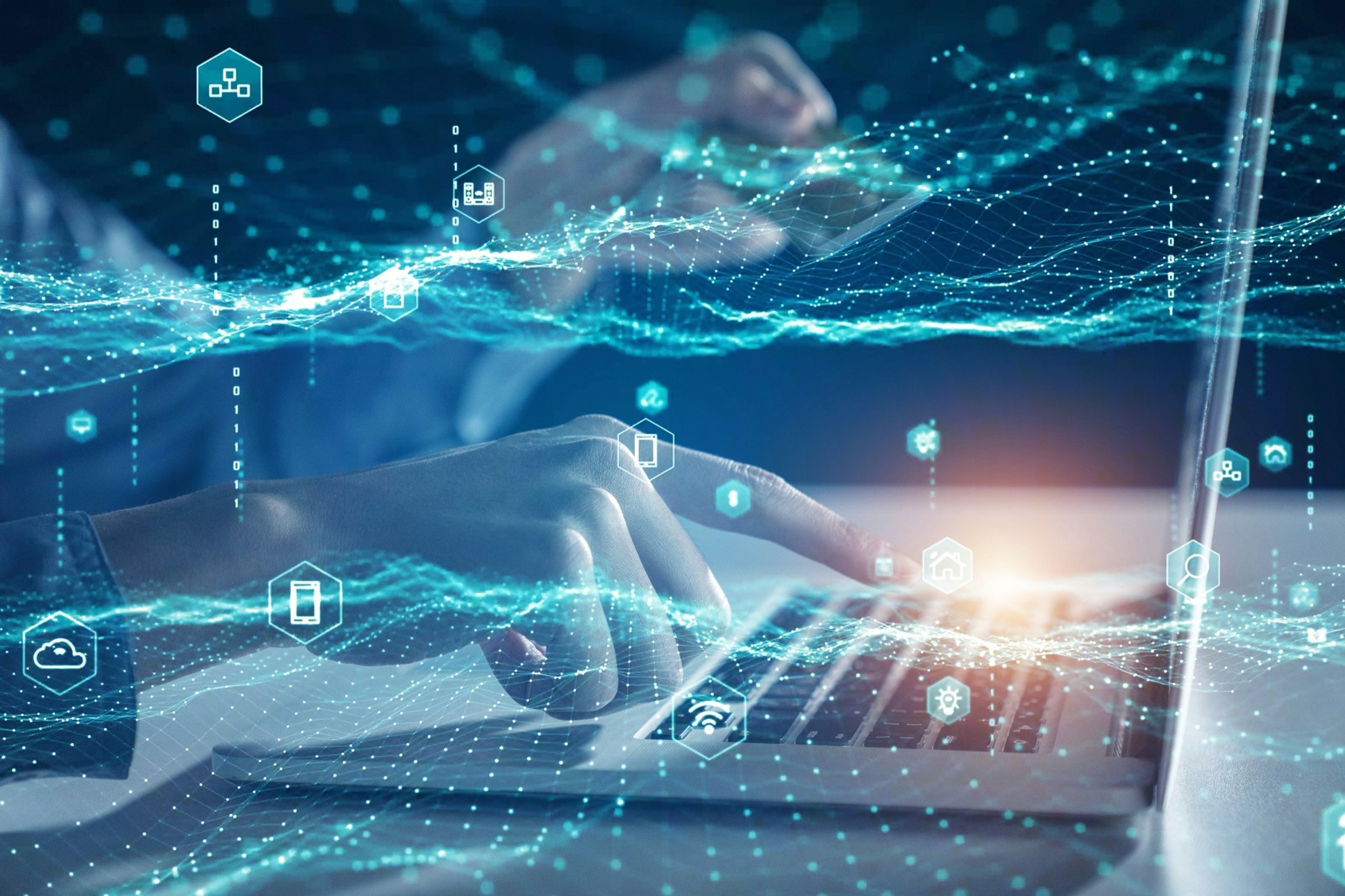 En entreprise, le recours systématique au web pour accéder aux outils métier élargit la surface d'exposition des données sensibles. © ViewStock / Shutterstock