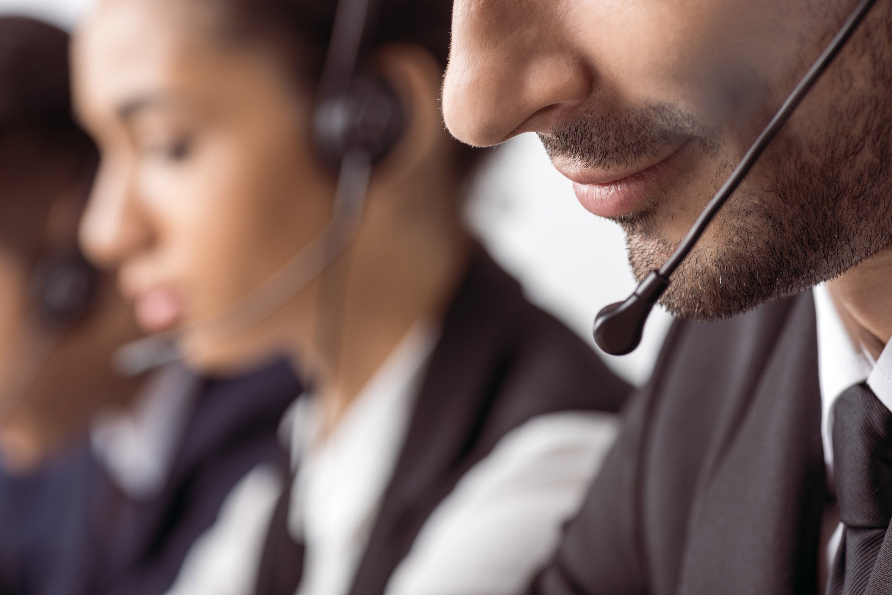 Les enregistrements sont souvent mis en place dans les centres de support pour des raisons de formation © LightField Studios / Shutterstock