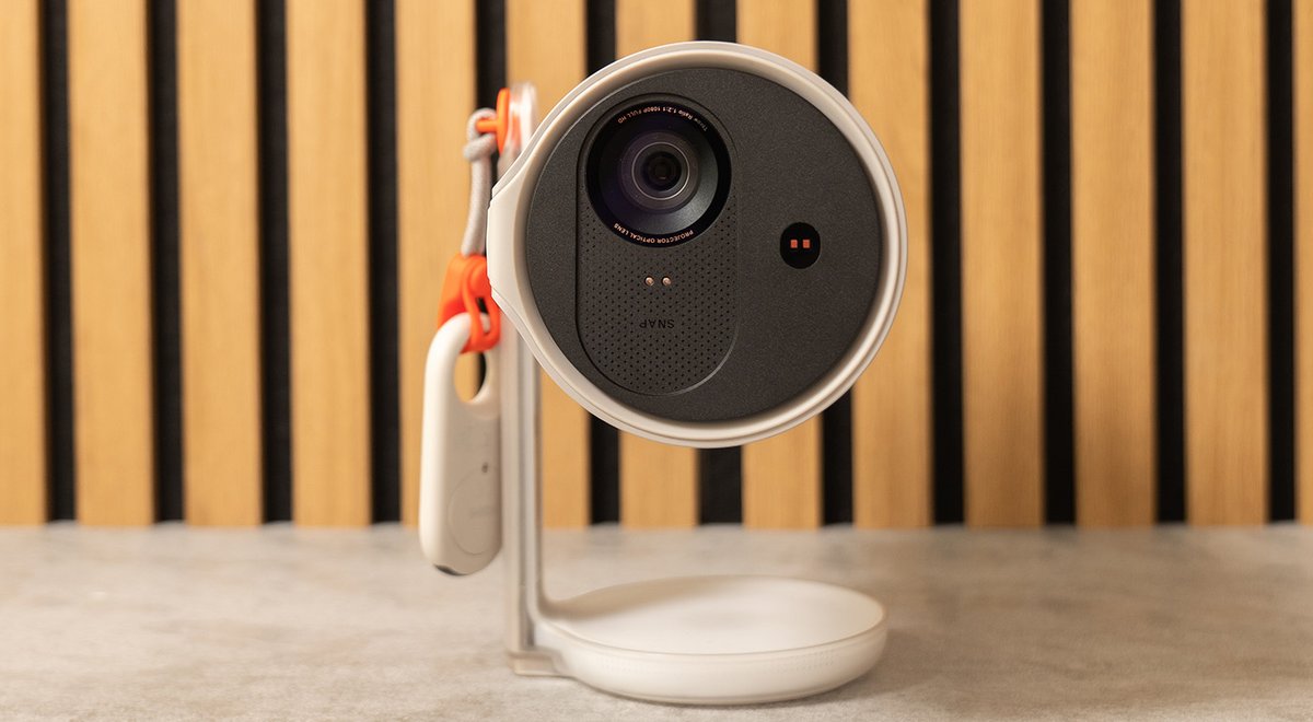 Le MoGo 4 tourne à 360° autour de son pied - © Charles Gouin-Peyrot pour Clubic