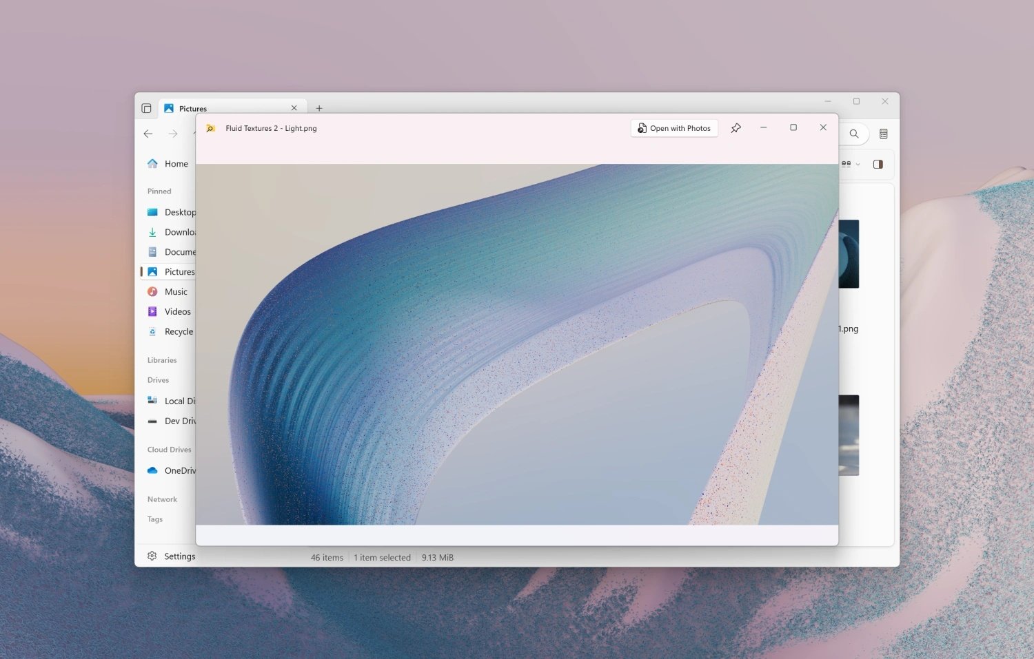 Grâce à l'intégration du module Peek de PowerToys, Files s'offre une fonction d'aperçu instantané similaire à Quick Look sur macOS. © Files Community