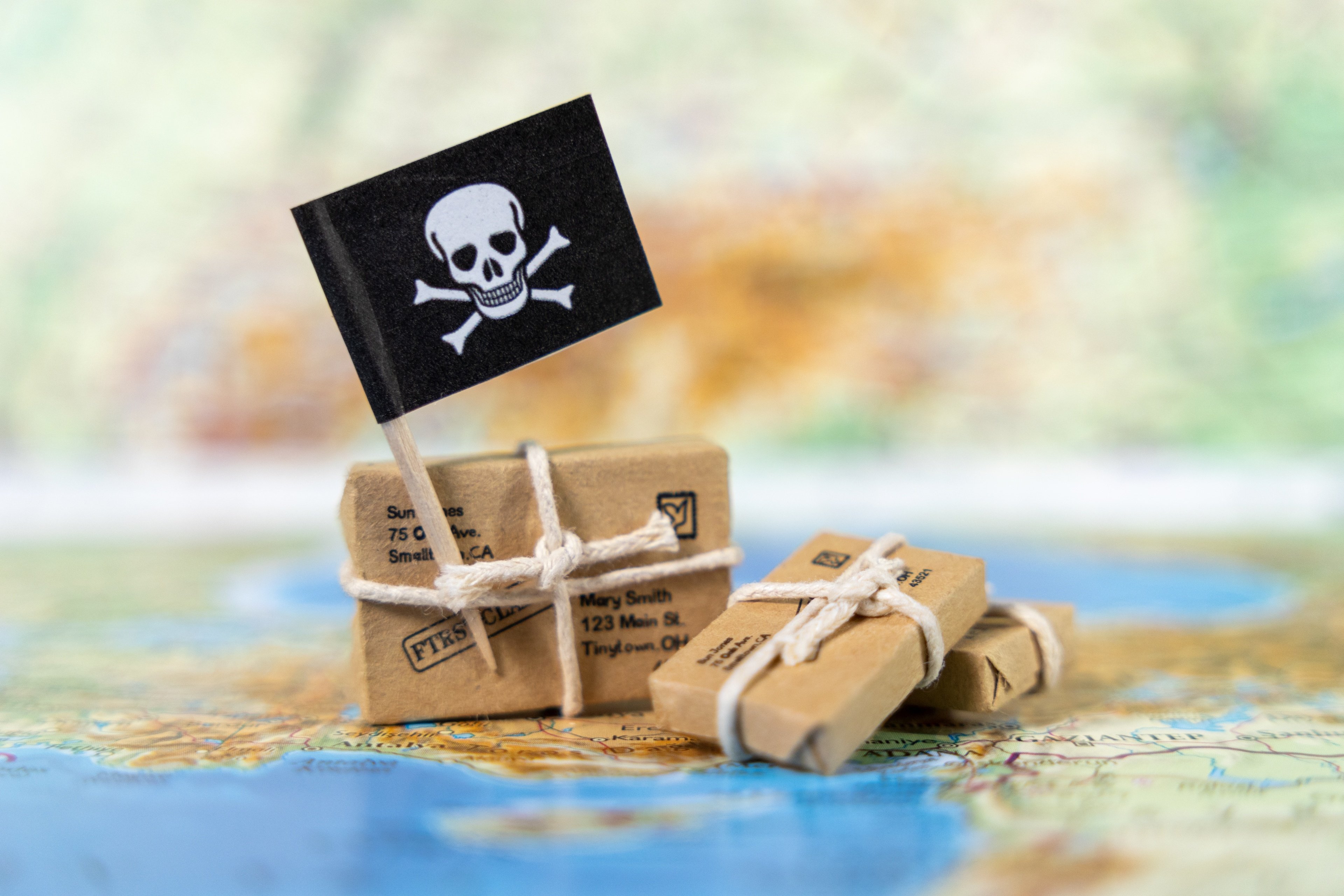 Les sites pirates continuent d'attirer les foules. © Aileenchik / Shutterstock