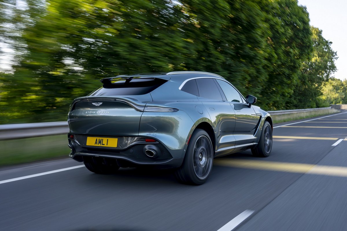 Aston Martin DBX