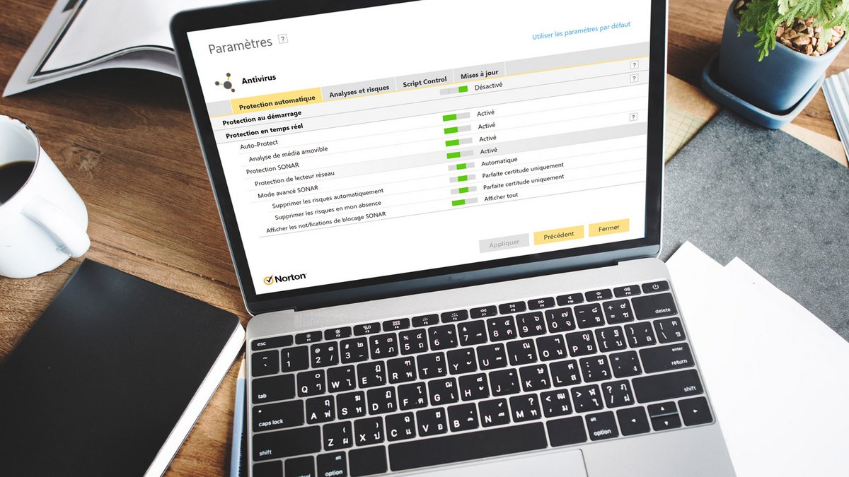 Activez la protection automatique de Norton 360 Advanced.