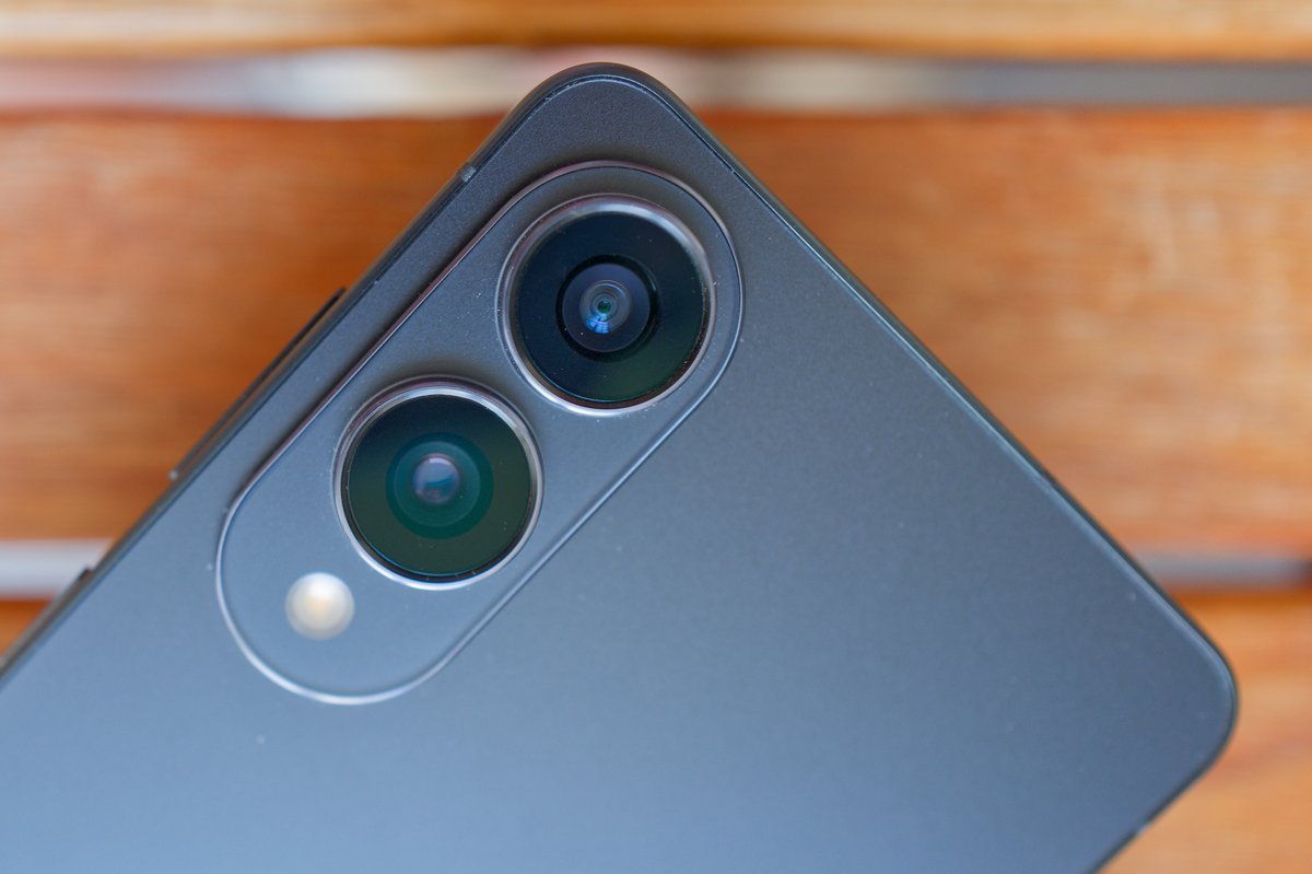 Les capteurs photo du Samsung Galaxy S25 Edge. ©Marc Mitrani pour Clubic