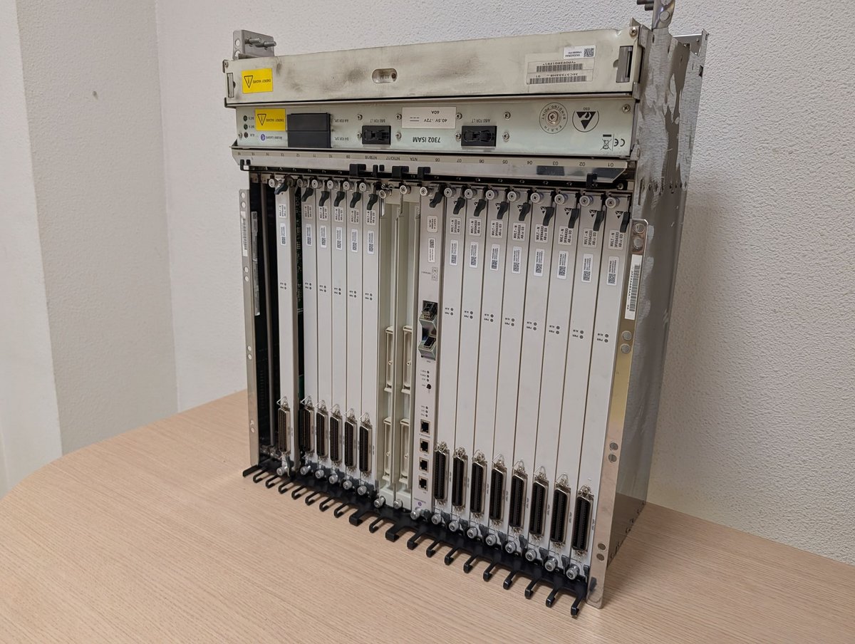 Voici un DSLAM qui pouvait raccorder 700 clients cuivre. © Alexandre Boero / Clubic