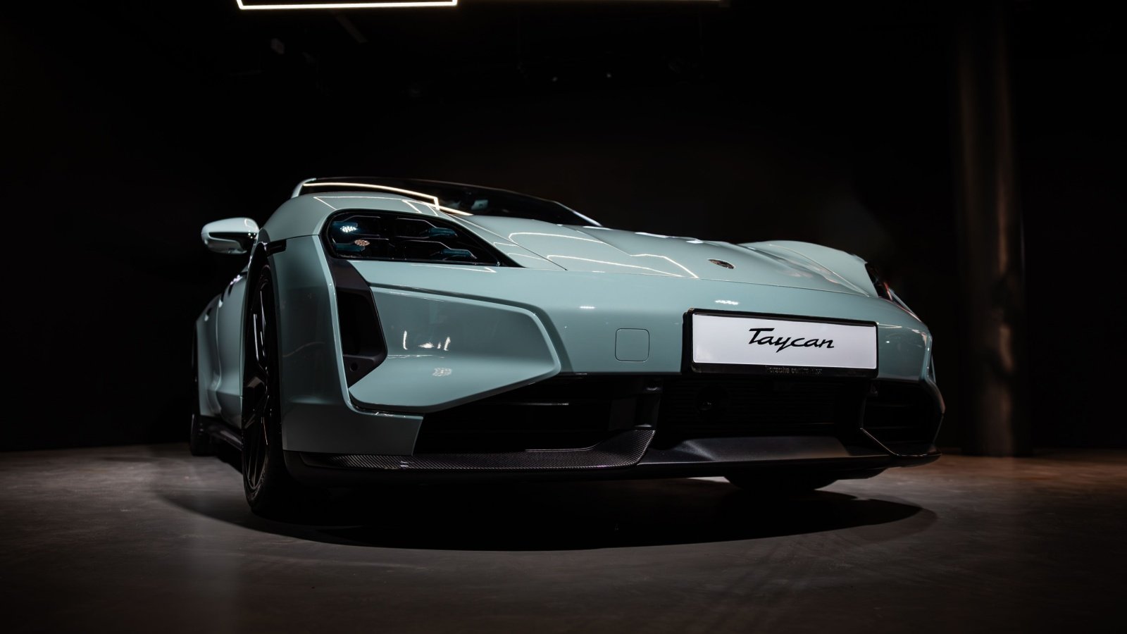 Porsche fabrique le Taycan à Zuffenhausen depuis septembre 2019. Au premier trimestre 2026, Porsche n'en a livré que 3 420 dans le monde - ©True Pixel Art / Shutterstock
