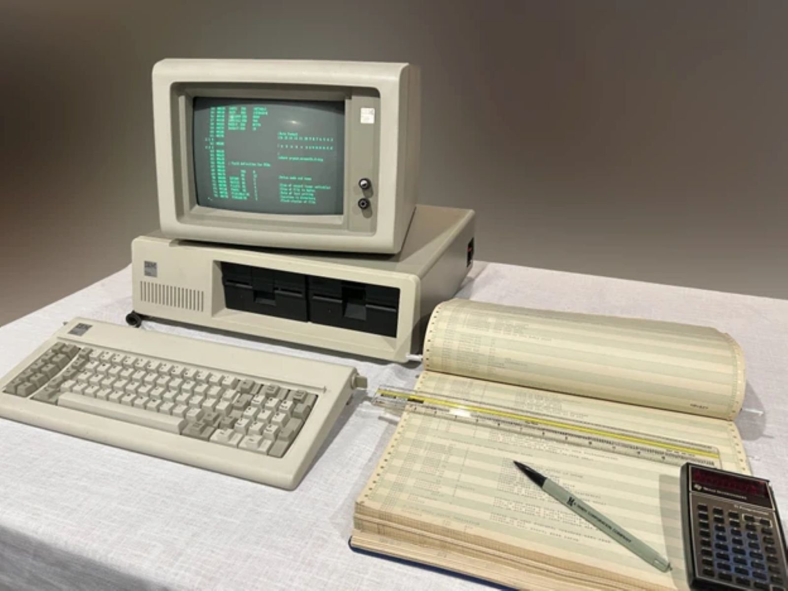 À quoi ressemblait le développement DOS sur IBM PC au début des années 80 - ©Rich Cini