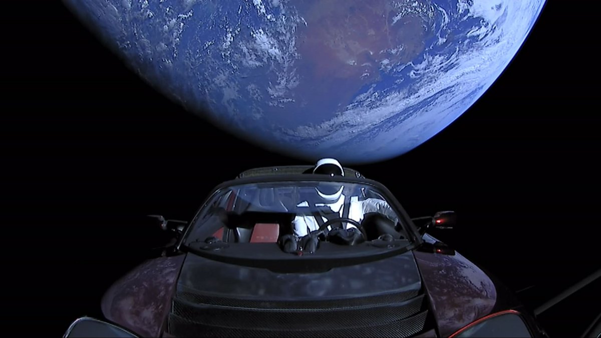 Oui, une Tesla Roadster se trouve bien dans l'espace © SpaceX